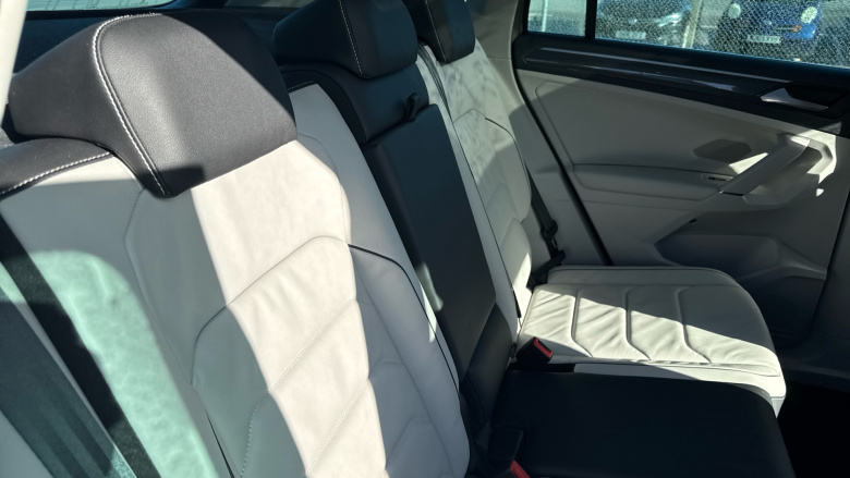 Volkswagen Tiguan 2.0 TSi 180 4Motion SEL 5dr DSG Petrol Estate